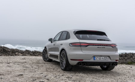 2020 Porsche Macan GTS (Color: Crayon) Rear Three-Quarter Wallpapers 450x275 (115)