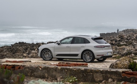 2020 Porsche Macan GTS (Color: Crayon) Rear Three-Quarter Wallpapers 450x275 (117)