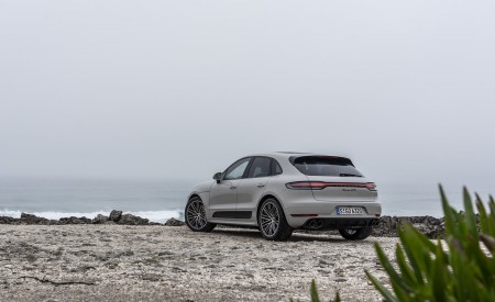 2020 Porsche Macan GTS (Color: Crayon) Rear Three-Quarter Wallpapers 450x275 (119)