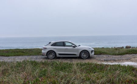 2020 Porsche Macan GTS (Color: Crayon) Side Wallpapers 450x275 (123)