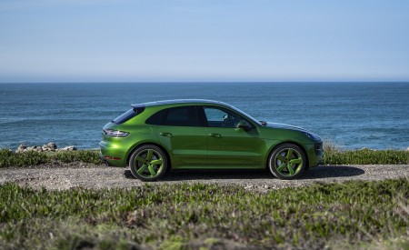 2020 Porsche Macan GTS (Color: Mamba Green Metallic) Side Wallpapers 450x275 (170)