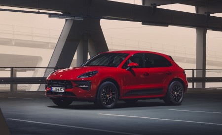 2020 Porsche Macan GTS Front Three-Quarter Wallpapers 450x275 (241)