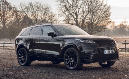 2020 Range Rover Velar R-Dynamic Black Front Three-Quarter Wallpapers 450x275 (8)