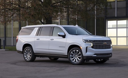 2021 Chevrolet Suburban Front Three-Quarter Wallpapers 450x275 (6)