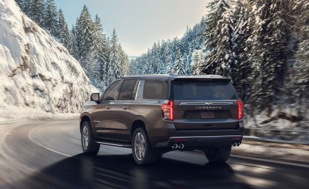 2021 Chevrolet Suburban Rear Three-Quarter Wallpapers 450x275 (3)