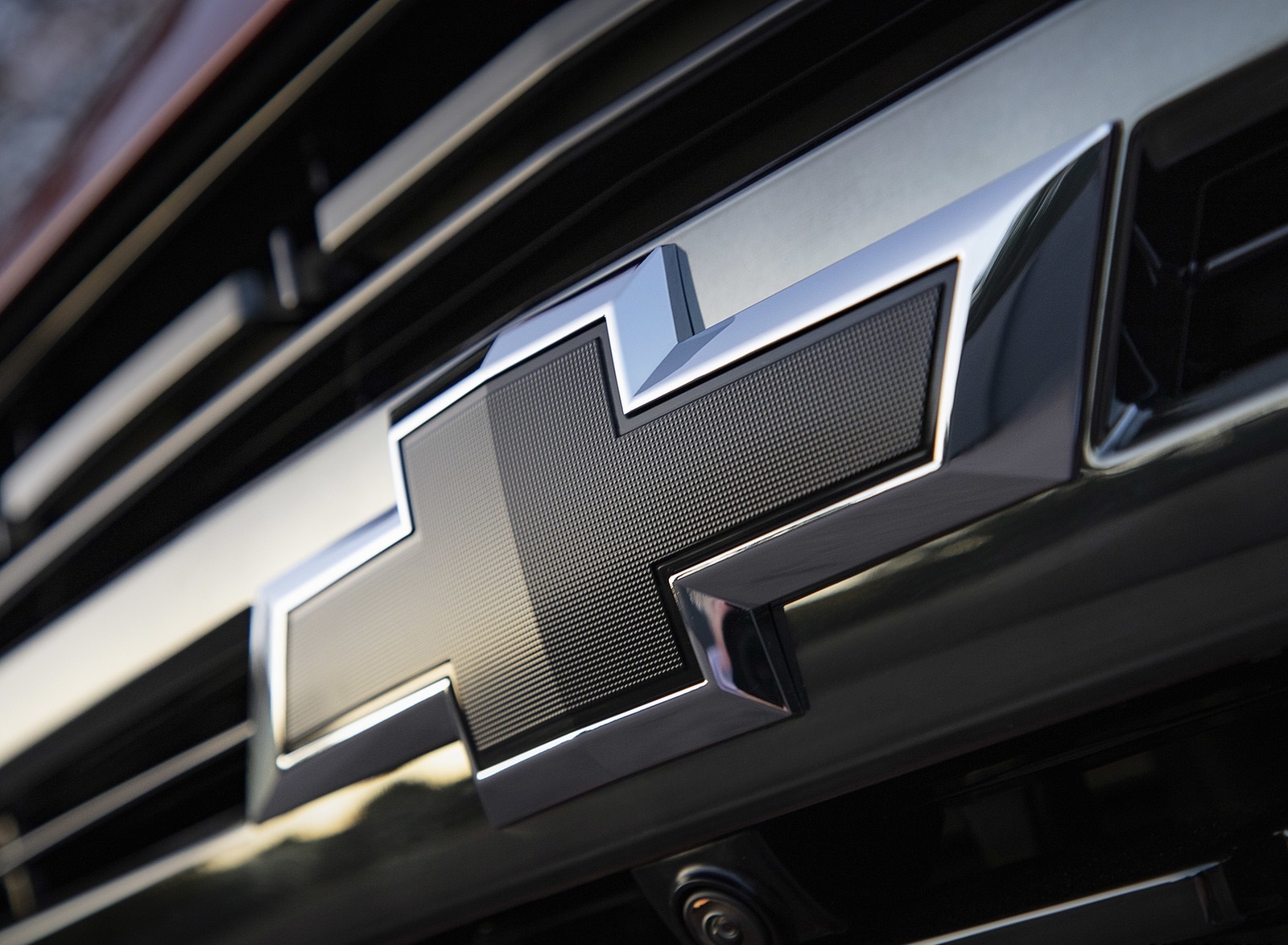 2021 Chevrolet Tahoe RST Badge Wallpapers (11)