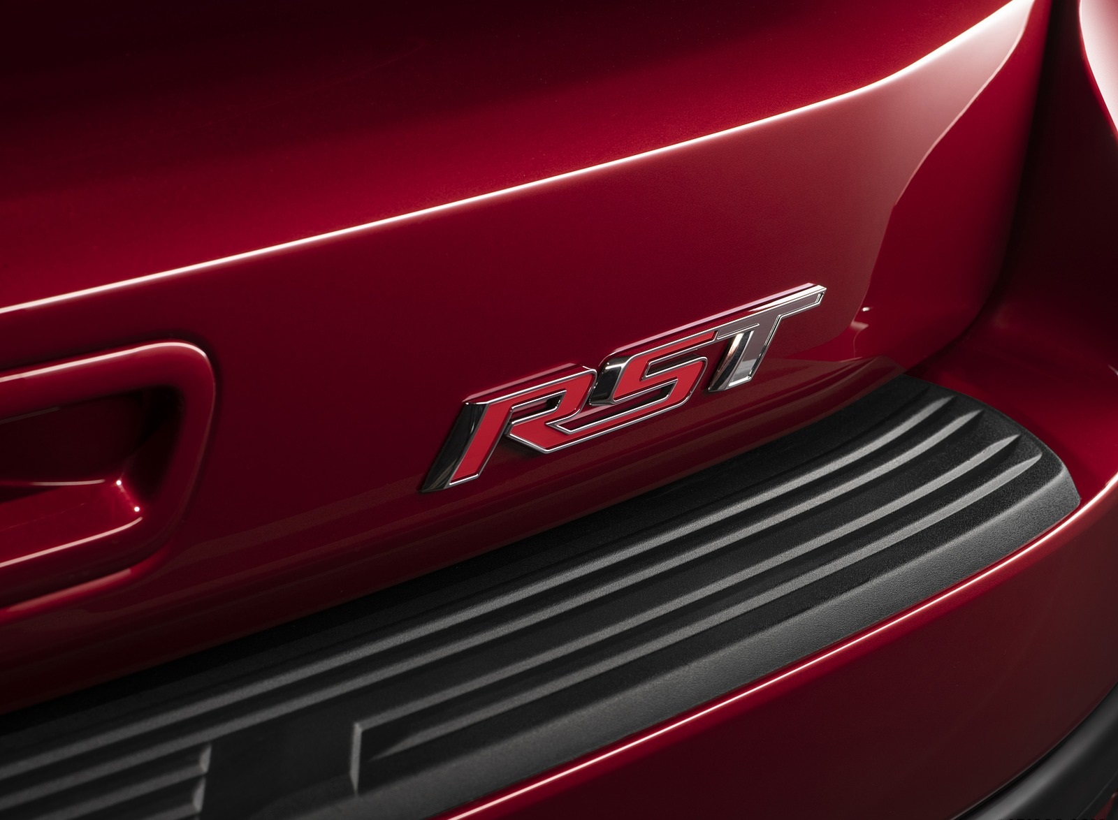 2021-chevrolet-tahoe-rst-badge-wallpapers-12-newcarcars