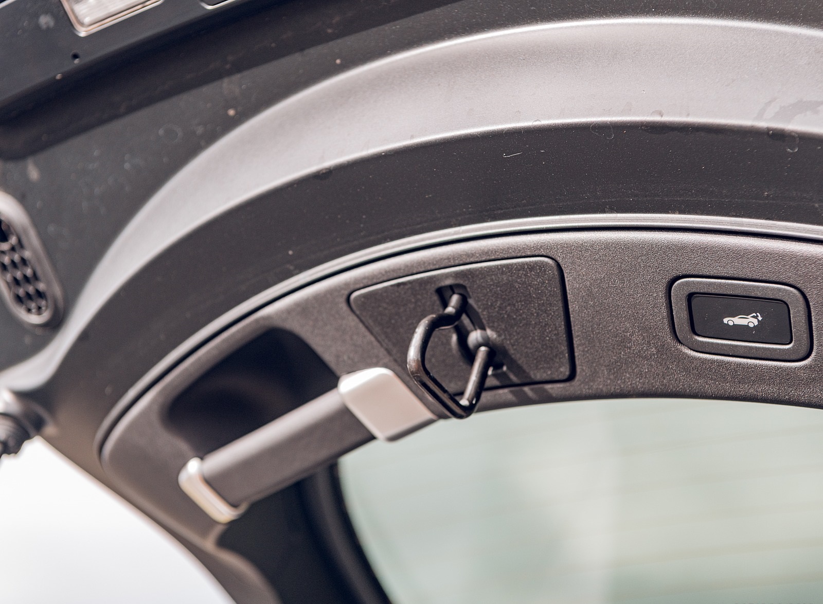 2021 Jaguar F-TYPE Coupe R-Dynamic P450 AWD (Color: Eiger Grey) Detail Wallpapers #56 of 143