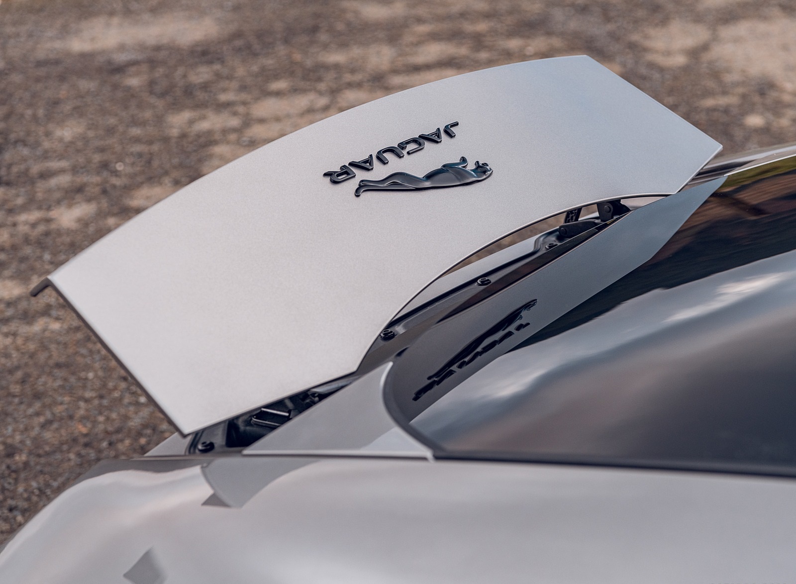 2021 Jaguar F-TYPE Coupe R-Dynamic P450 AWD (Color: Eiger Grey) Spoiler Wallpapers #34 of 143