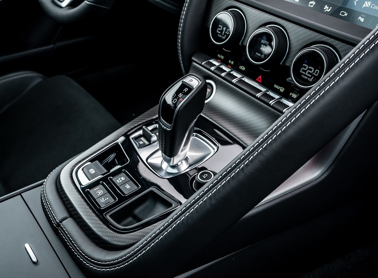 2021 Jaguar F-TYPE R Coupe AWD (Color: Sorrento Yellow) Central Console Wallpapers #104 of 143