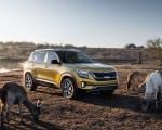 2021 Kia Seltos Front Three-Quarter Wallpapers 150x120 (8)