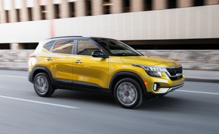 2021 Kia Seltos Front Three-Quarter Wallpapers 450x275 (2)