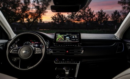 2021 Kia Seltos Interior Cockpit Wallpapers 450x275 (24)