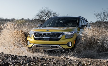 2021 Kia Seltos Off-Road Wallpapers 450x275 (10)