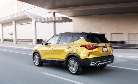 2021 Kia Seltos Rear Three-Quarter Wallpapers 450x275 (4)