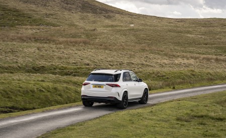 2021 Mercedes-AMG GLE 63 S 4MATIC (UK-Spec) Rear Three-Quarter Wallpapers 450x275 (14)