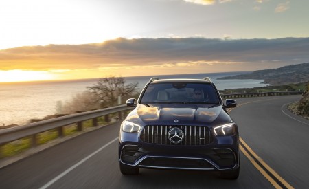 2021 Mercedes-AMG GLE 63 S (US-Spec) Front Wallpapers 450x275 (94)