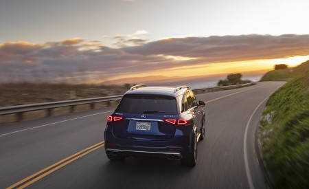 2021 Mercedes-AMG GLE 63 S (US-Spec) Rear Wallpapers 450x275 (115)
