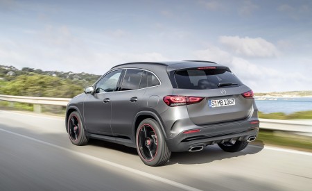 2021 Mercedes-Benz GLA Edition1 AMG Line (Color: Mountain Grey MAGNO) Rear Three-Quarter Wallpapers 450x275 (67)