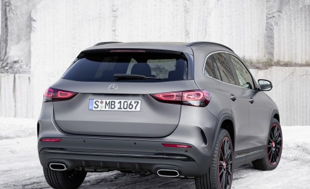 2021 Mercedes-Benz GLA Edition1 AMG Line (Color: Mountain Grey MAGNO) Rear Three-Quarter Wallpapers 450x275 (78)