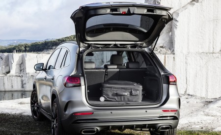 2021 Mercedes-Benz GLA Edition1 AMG Line Trunk Wallpapers 450x275 (92)