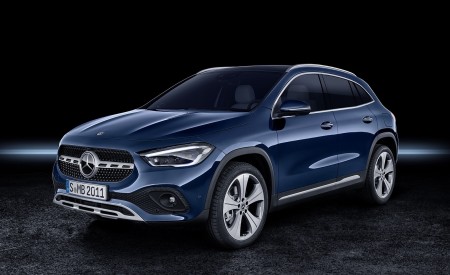 2021 Mercedes-Benz GLA Edition1 Progressive Line (Color: Galaxy Blue) Front Three-Quarter Wallpapers 450x275 (93)