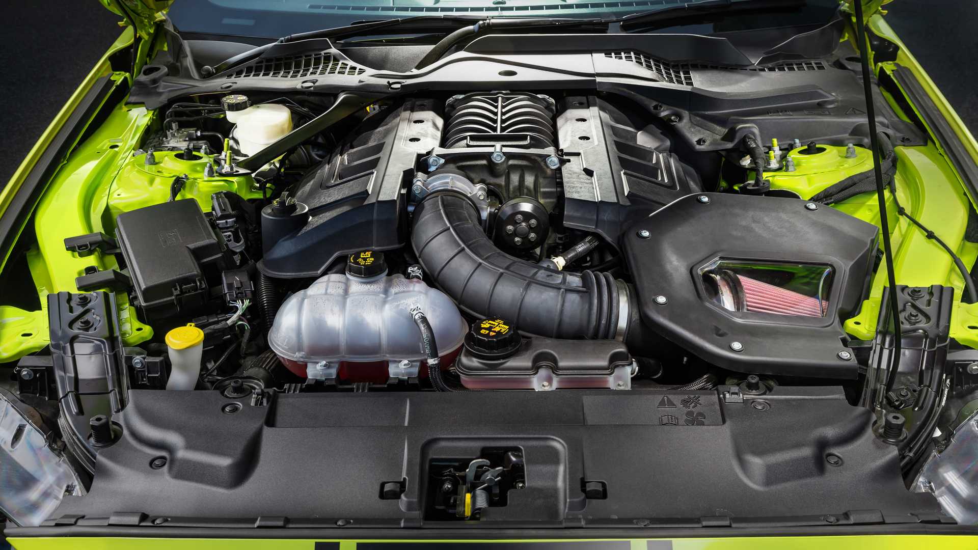 2020 Ford Mustang R-Spec (Color: Grabber Lime) Engine Wallpapers #38 of 38
