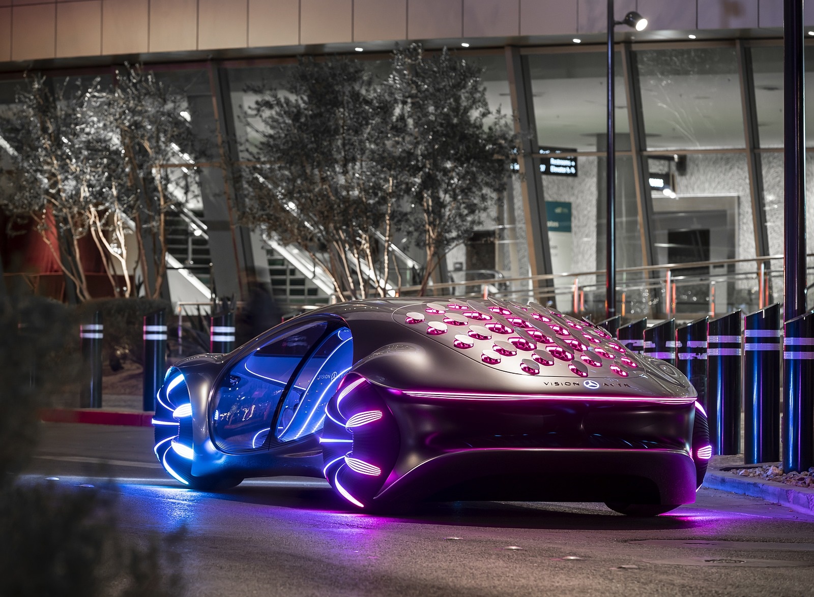 2020 Mercedes-Benz VISION AVTR Concept in Las Vegas Rear Three-Quarter Wallpapers (6)