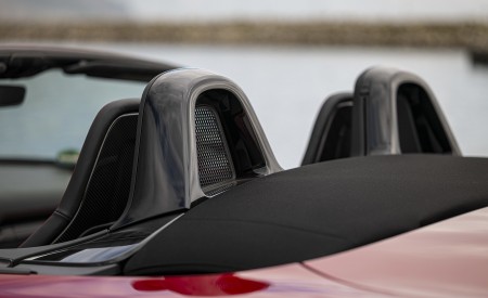 2020 Porsche 718 Boxster GTS 4.0 (Color: Carmine Red) Detail Wallpapers 450x275 (123)