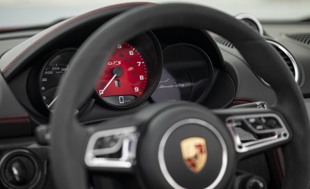 2020 Porsche 718 Boxster GTS 4.0 (Color: Carmine Red) Interior Detail Wallpapers 450x275 (116)