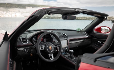 2020 Porsche 718 Boxster GTS 4.0 (Color: Carmine Red) Interior Wallpapers 450x275 (118)