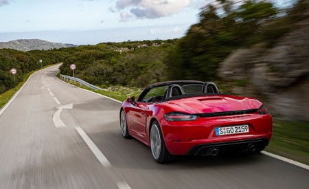 2020 Porsche 718 Boxster GTS 4.0 (Color: Carmine Red) Rear Three-Quarter Wallpapers 450x275 (69)