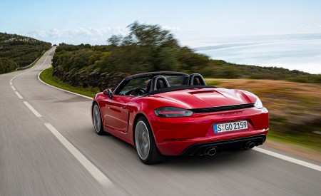 2020 Porsche 718 Boxster GTS 4.0 (Color: Carmine Red) Rear Three-Quarter Wallpapers 450x275 (71)