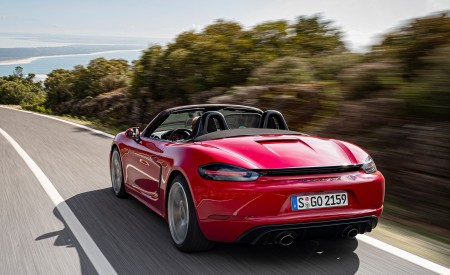 2020 Porsche 718 Boxster GTS 4.0 (Color: Carmine Red) Rear Wallpapers 450x275 (75)