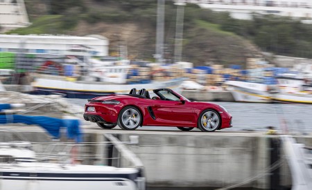 2020 Porsche 718 Boxster GTS 4.0 (Color: Carmine Red) Side Wallpapers 450x275 (83)