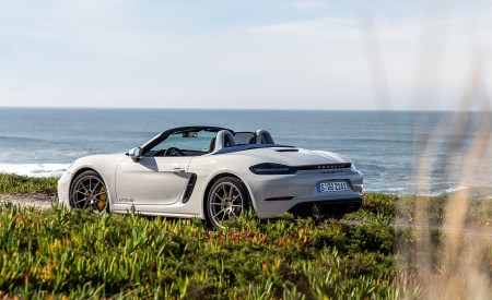 2020 Porsche 718 Boxster GTS 4.0 (Color: Crayon) Rear Three-Quarter Wallpapers 450x275 (160)