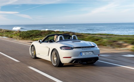 2020 Porsche 718 Boxster GTS 4.0 (Color: Crayon) Rear Three-Quarter Wallpapers 450x275 (135)