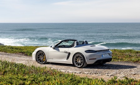 2020 Porsche 718 Boxster GTS 4.0 (Color: Crayon) Rear Three-Quarter Wallpapers 450x275 (164)