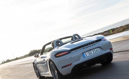 2020 Porsche 718 Boxster GTS 4.0 (Color: Crayon) Rear Wallpapers 450x275 (143)
