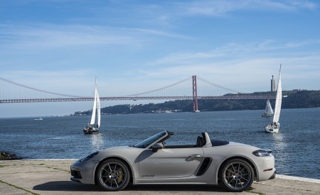 2020 Porsche 718 Boxster GTS 4.0 (Color: Crayon) Side Wallpapers 450x275 (166)