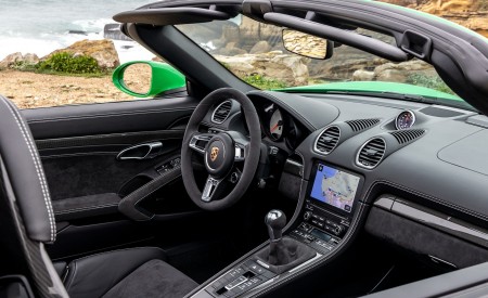 2020 Porsche 718 Boxster GTS 4.0 (Color: Phyton Green) Interior Wallpapers 450x275 (58)