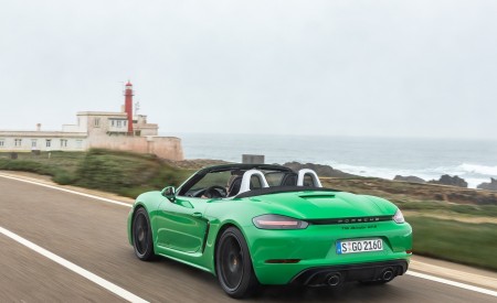 2020 Porsche 718 Boxster GTS 4.0 (Color: Phyton Green) Rear Three-Quarter Wallpapers 450x275 (13)
