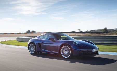 2020 Porsche 718 Cayman GTS 4.0 (Color: Gentian Blue Metallic) Front Three-Quarter Wallpapers 450x275 (146)