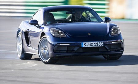 2020 Porsche 718 Cayman GTS 4.0 (Color: Gentian Blue Metallic) Front Wallpapers 450x275 (157)