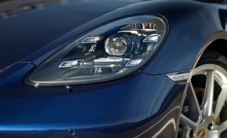 2020 Porsche 718 Cayman GTS 4.0 (Color: Gentian Blue Metallic) Headlight Wallpapers 450x275 (171)
