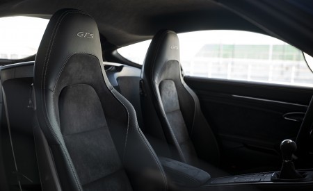 2020 Porsche 718 Cayman GTS 4.0 (Color: Gentian Blue Metallic) Interior Seats Wallpapers 450x275 (178)