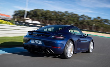 2020 Porsche 718 Cayman GTS 4.0 (Color: Gentian Blue Metallic) Rear Three-Quarter Wallpapers 450x275 (142)
