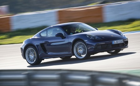 2020 Porsche 718 Cayman GTS 4.0 (Color: Gentian Blue Metallic) Side Wallpapers 450x275 (156)