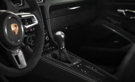 2020 Porsche 718 Cayman GTS 4.0 (Color: Phyton Green) Interior Detail Wallpapers 450x275 (129)