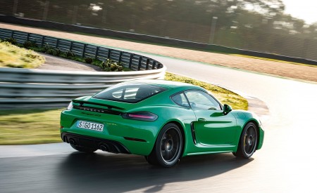 2020 Porsche 718 Cayman GTS 4.0 (Color: Phyton Green) Rear Three-Quarter Wallpapers 450x275 (79)